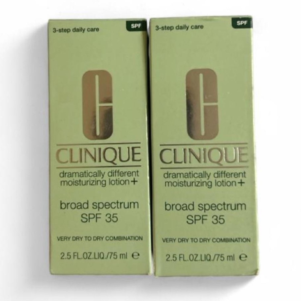 New Clinique Dramatically Different Moisturizing Lotion+ SPF 35 set.